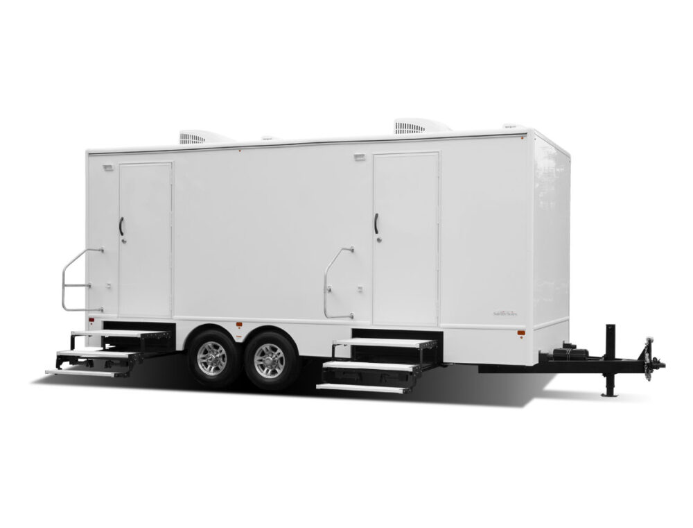 8-stall-luxury-trailer-exterior