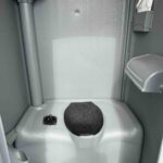 Flushable-porta-potty-3